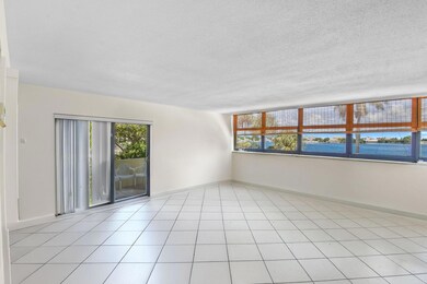 Norton Park Place unit 34, West Palm Beach, FL 33401 - photo 2