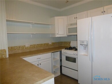 2817 105th St, Toledo, OH 43611 - photo 6