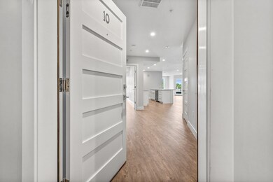 135 Hancock St unit 10, Quincy, MA 02171 - photo 2