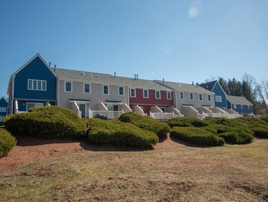 27 Fox Meadow Rd unit F, Leominster, MA 01453 - photo 2