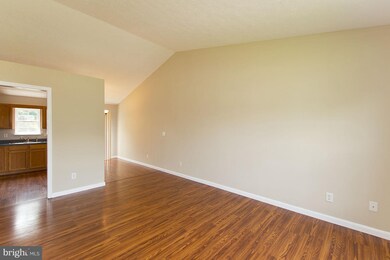 121 Whitfield Cir, Stephens City, VA 22655 - photo 7