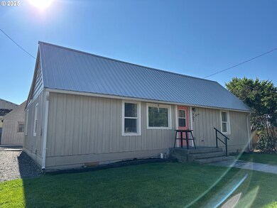 307 N Canyon Blvd, John Day, OR 97845 - photo 4