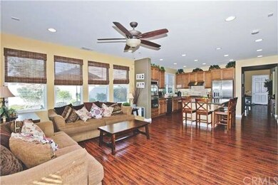 Family Room W Fireplace