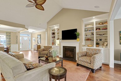 5201LeisureDrive-6