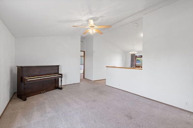 Open living room/Kitchen