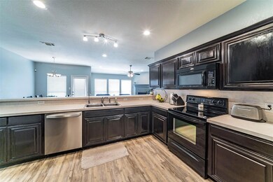 221 Whispering Dell Ln, Weatherford, TX 76085 - photo 6