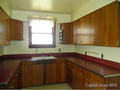 1587 Poor Farm Rd, Jacksonville, IL 62650 - photo 5