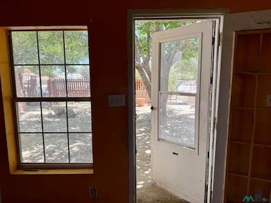 510 N Ash St, Truth Or Consequences, NM 87901 - photo 5