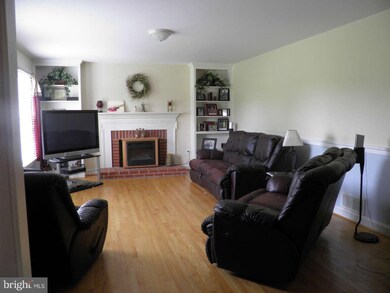 1080 Marthas Ct W, Knoxville, MD 21758 - photo 5