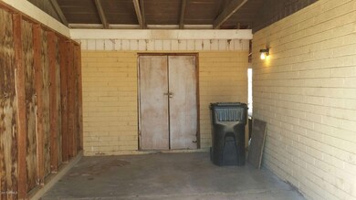 Ironwood--garage