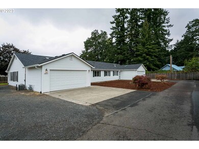 2813 22nd Ave, Forest Grove, OR 97116 - photo 2