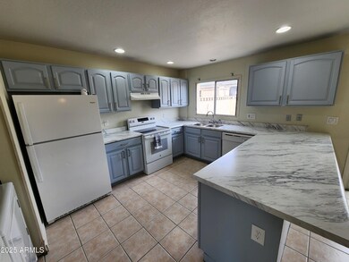 4569 S Mill Ave unit 98, Tempe, AZ 85282 - photo 6