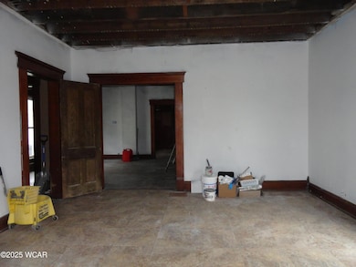 117 N Boggs St, de Graff, OH 43318 - photo 7