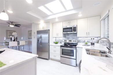 810 Ronda Mendoza unit O, Laguna Woods, CA 92637 - photo 4