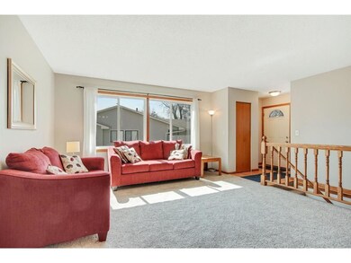 6430 Lancaster Ln - Spacious Foyer Flows into the 