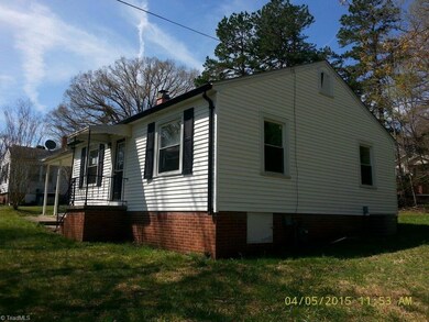 2017 Lineberry St, Asheboro, NC 27203 - photo 2