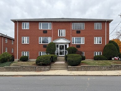 194 Lexington St unit 9, Watertown, MA 02472 - photo 4