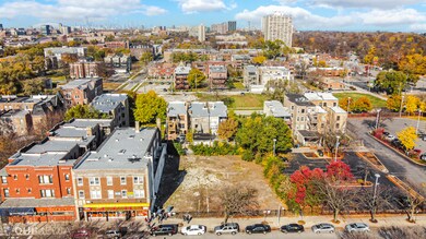 1510 E 67th St, Chicago, IL 60637 - photo 3