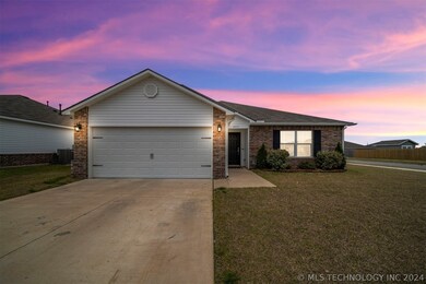 1917 S 12th St, Broken Arrow, OK 74012 - photo 2