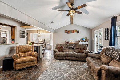 108 Camelot Dr, Weatherford, TX 76086 - photo 5