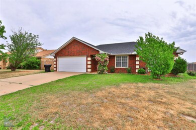 7825 Thompson Pkwy, Abilene, TX 79606 - photo 2