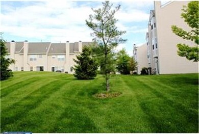 3403 Carriage Ct, North Wales, PA 19454 - photo 4