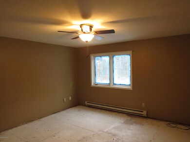Mast Bedroom 2