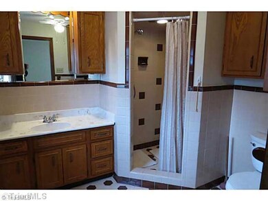 140 Mason Ln, Statesville, NC 28625 - photo 5