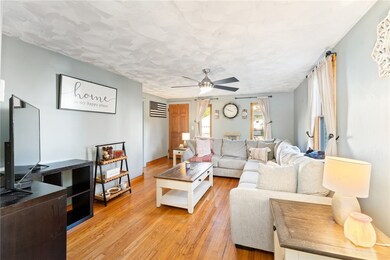 68 Appleton St, Cranston, RI 02910 - photo 3