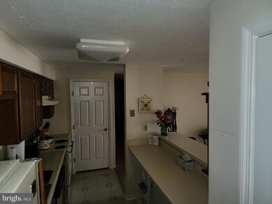 36 Cranberry Ct unit 132, Marlton, NJ 08053 - photo 5