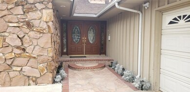 4161 Clubhouse Dr, Lakewood, CA 90712 - photo 5