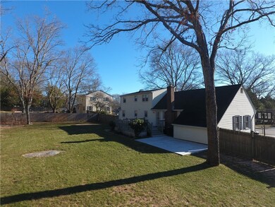 21 Wisteria Dr, Coventry, RI 02816 - photo 4