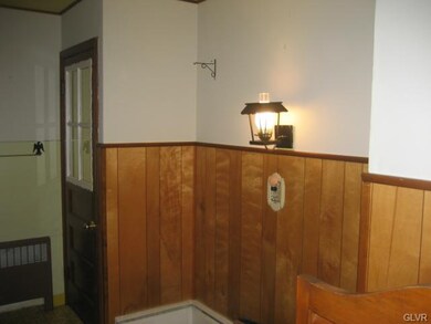 5126 Lincoln Ave, Whitehall, PA 18052 - photo 3