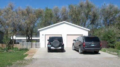 garage<|><|>