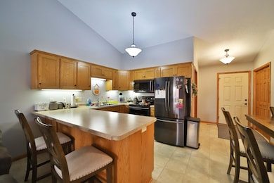 902 Meadow Lark Ln, Long Prairie, MN 56347 - photo 3