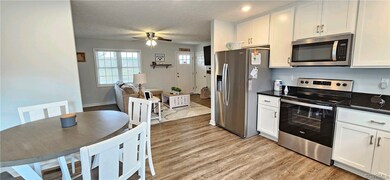 1058 Eubanks Rd, Dunnsville, VA 22454 - photo 7