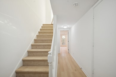 923 Banbury Ct unit 4, Schaumburg, IL 60194 - photo 2