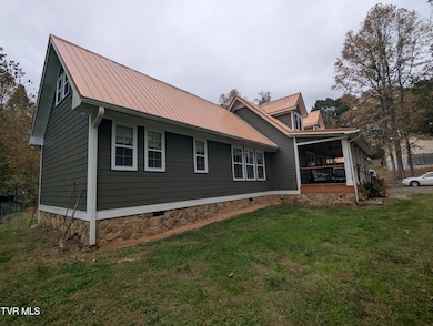 114 Greenland Park Rd, Church Hill, TN 37642 - photo 6