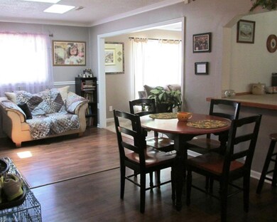 4910 Yarmouth Dr, Greensboro, NC 27407 - photo 4