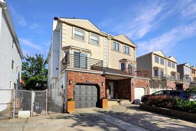 290 Merrymount St, Staten Island, NY 10314 - photo 3