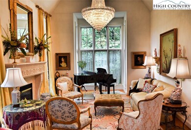 Wonderful windows  and light!