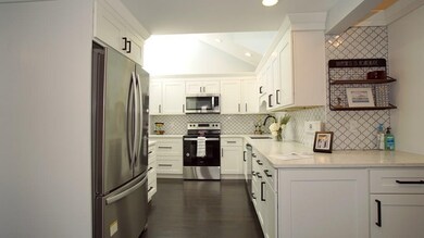 25 Station Rd, Salem, MA 01970 - photo 2