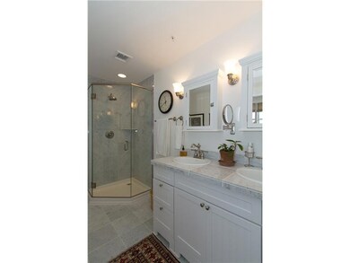Master Bath/Spa.