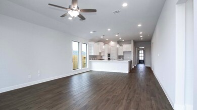 21135 Secret Garden Ln, Tomball, TX 77377 - photo 3