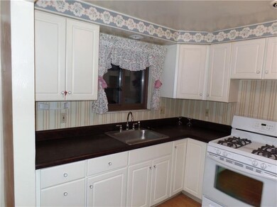 Updated Kitchen with Gas Stove