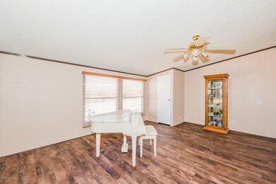 201 dining area