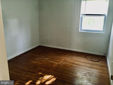 32 Windsor Rd unit B, Glenside, PA 19038 - photo 6