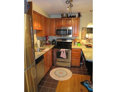 7 Henchman St unit 204, Boston, MA 02113 - photo 4