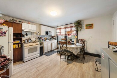 560 W Front St, Plainfield, NJ 07060 - photo 6