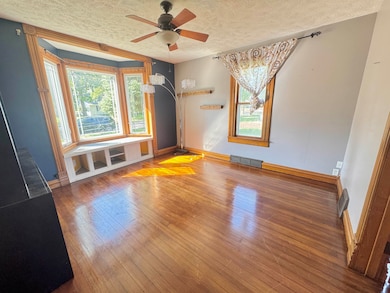 1814 14th St, Columbus, NE 68601 - photo 5